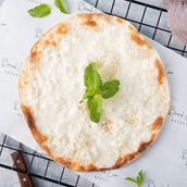 Halloumi Mana'esh