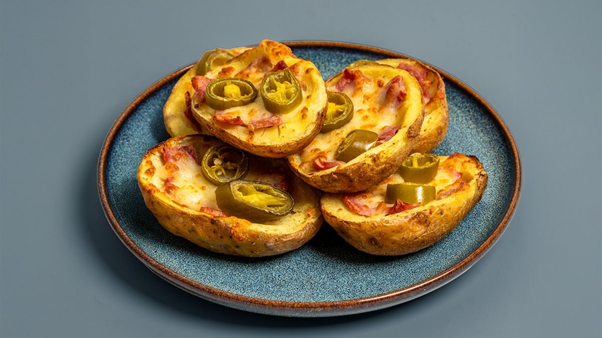 Potato Skins with Cheese & Jalapeno (6 Pieces) (v)