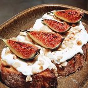 Fig Ricotta Bruschetta