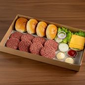 Dialogue Burger Box