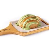Pistachio Bun