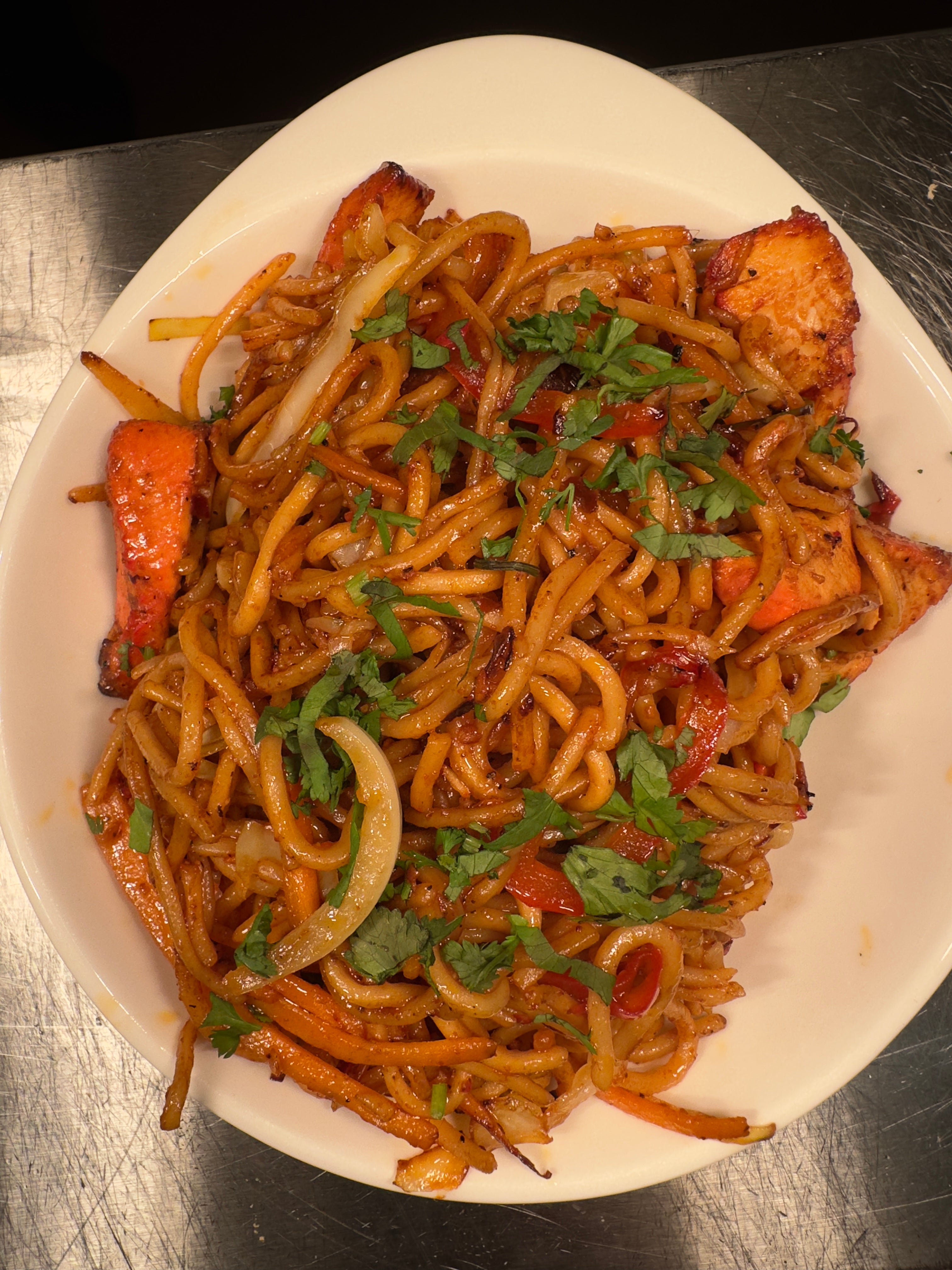 Chicken or Veg Chowmein