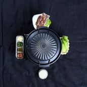 La Galbi LA 갈비 (Served with Rice, Lettuce, Garlic, Chilli, Ssamjang Sauce & Sesame Oil)