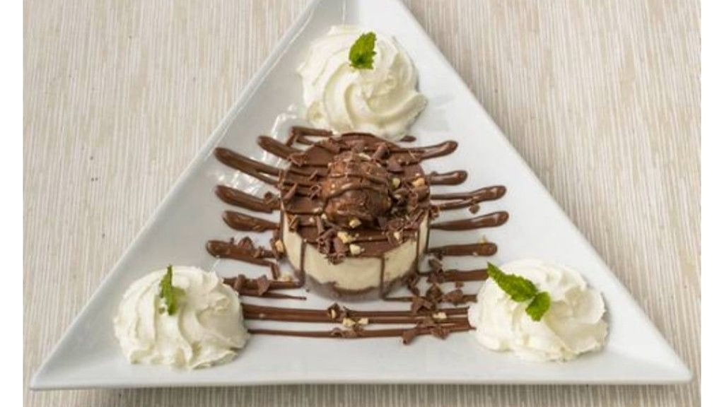 Ferrero Rocher Cheesecake
