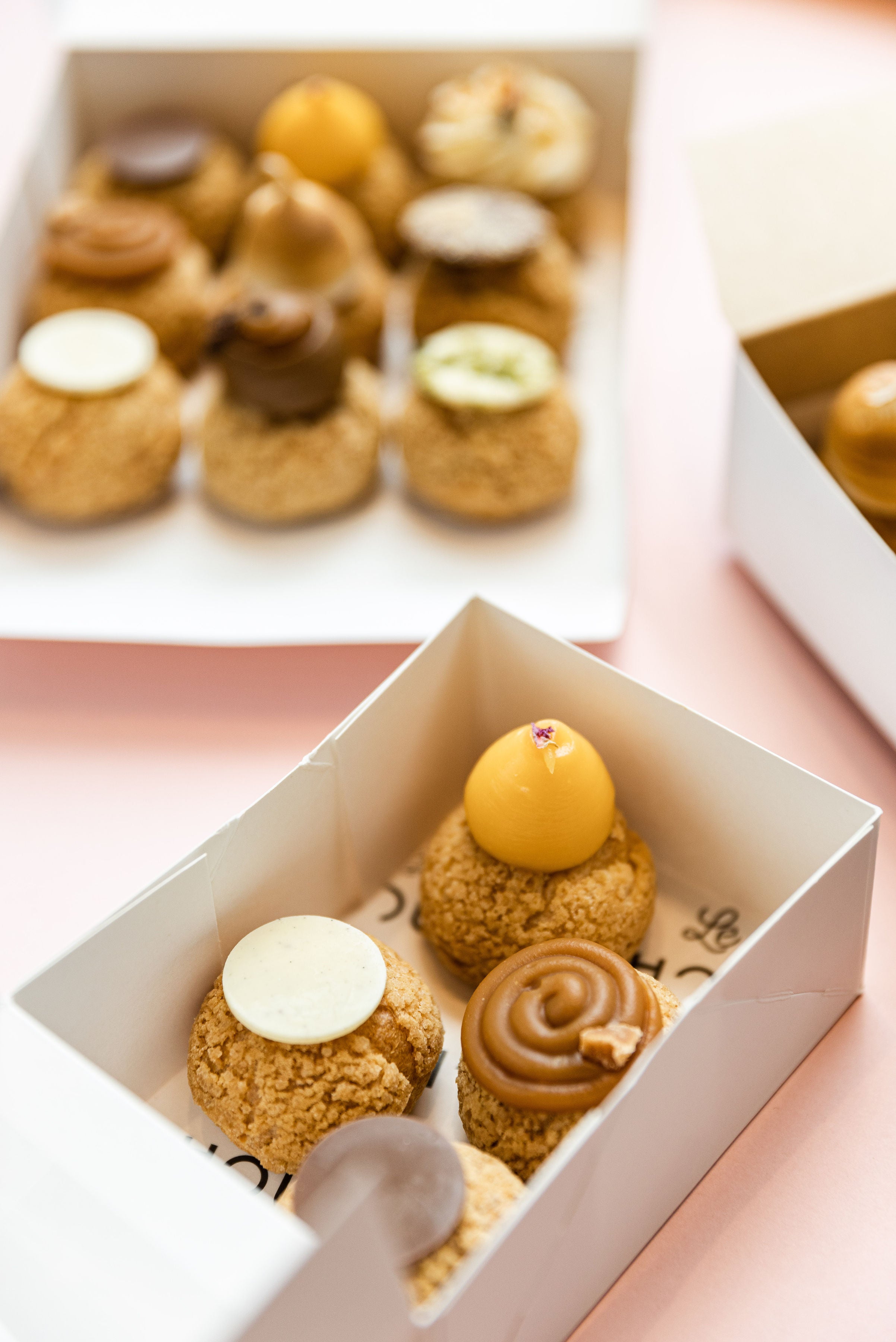Box of 4 Choux