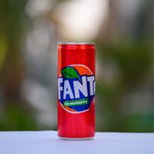 Fanta Strawberry