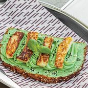 Halloumi Avocado