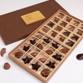Large box of mixed chocolate 550 Gm