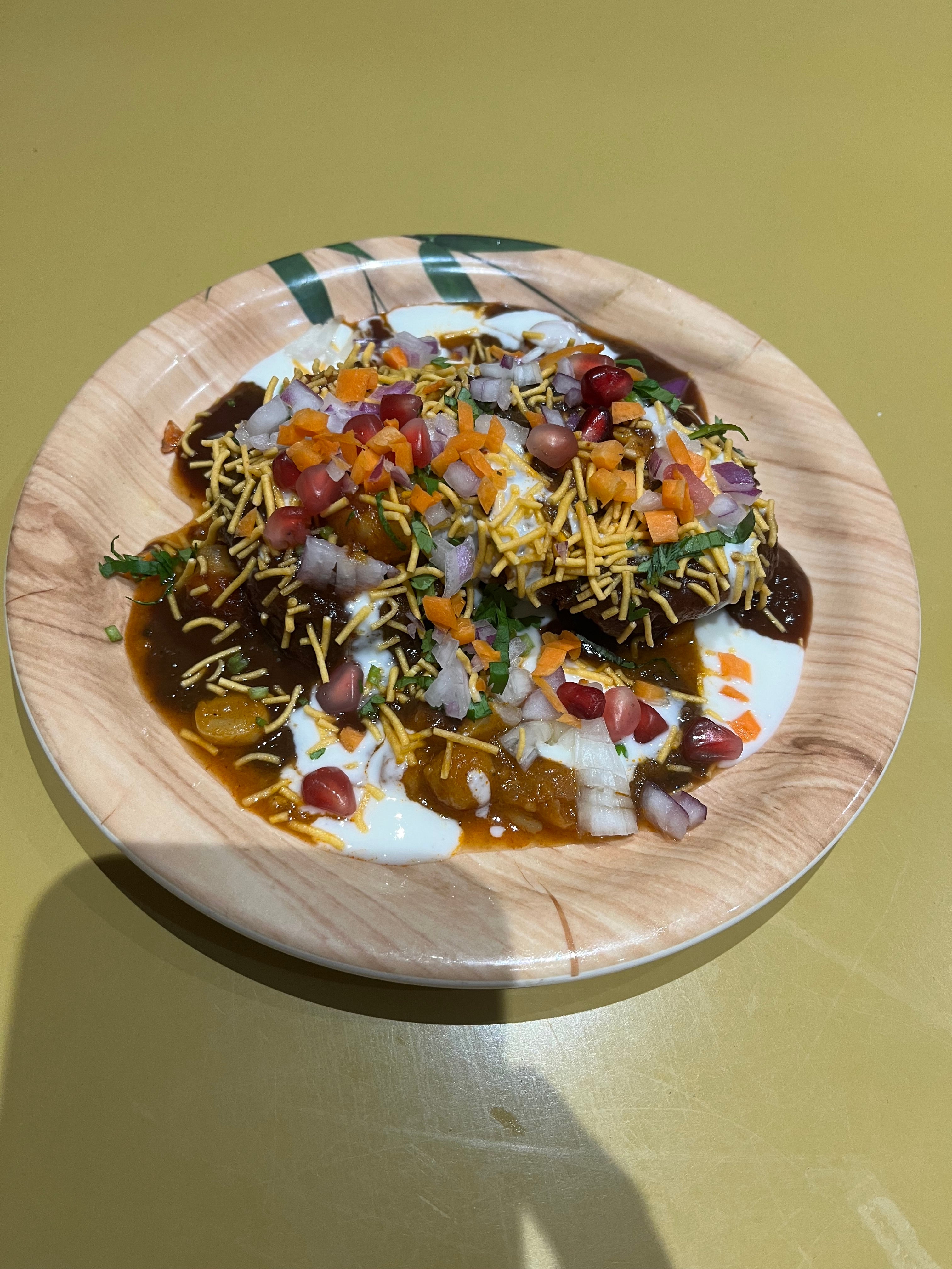 Aloo tikki Chaat