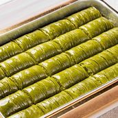 Pistachio roll Baklava
