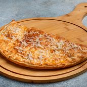 CHICKEN SUPREME Calzone