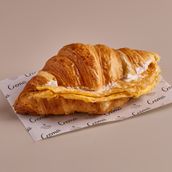 Omelet Croissant