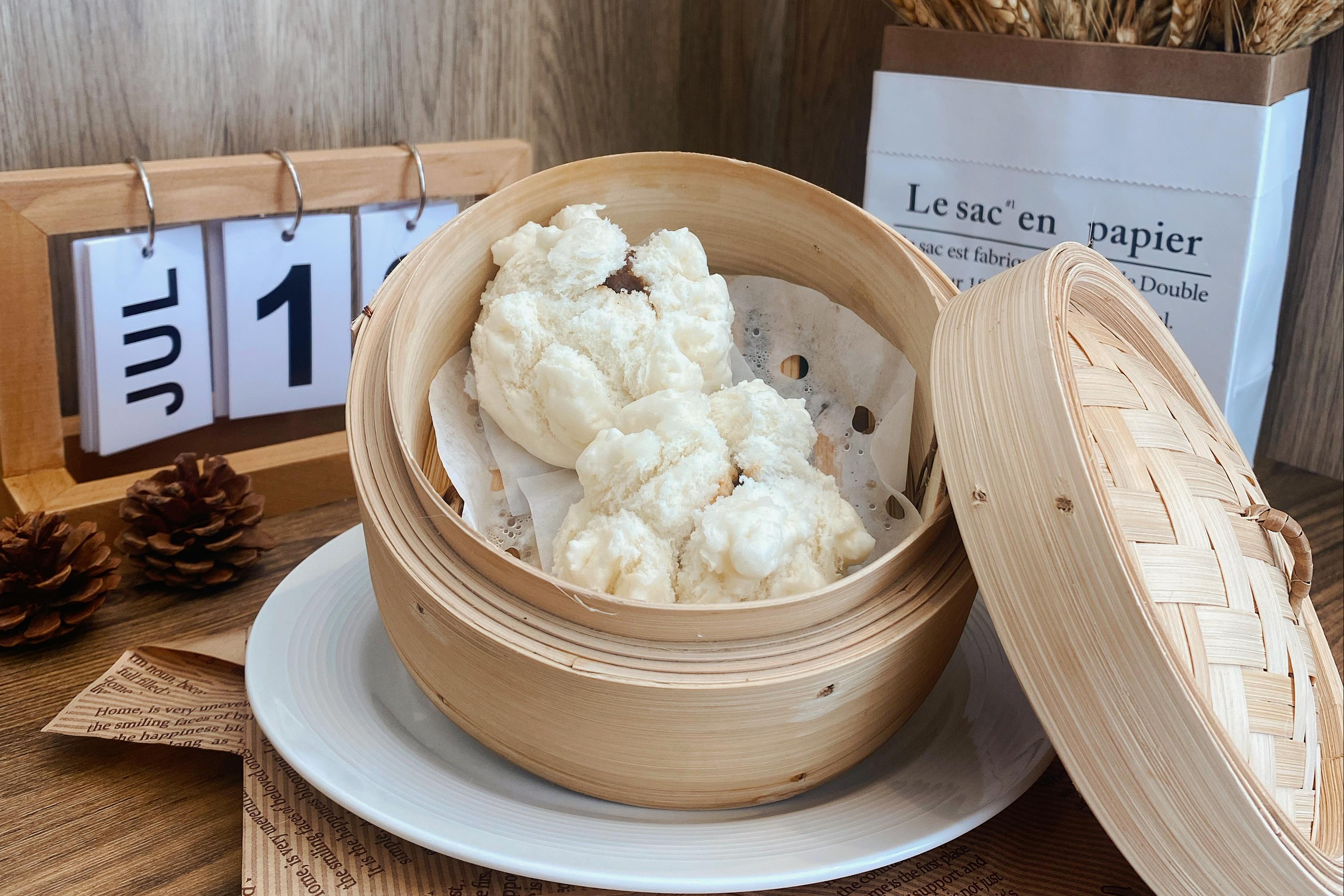 Char Siu Bun(2) 叉烧包