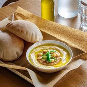 Qudsiya [Hummus With Foul]
