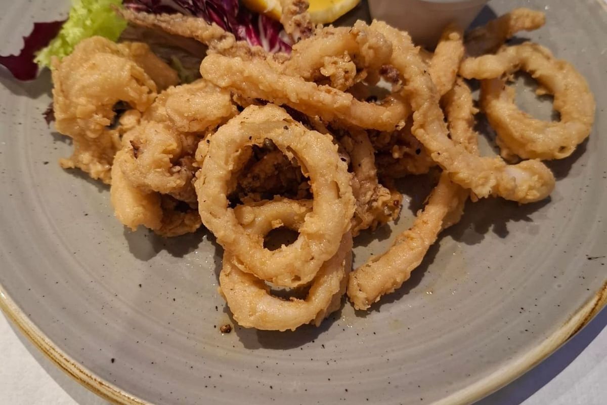 Calamari Fritti Con Salsa Tartare