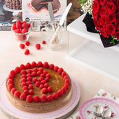 Cheesecake With Flowers 1