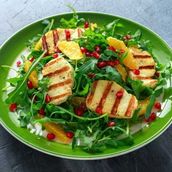 Roca & Halloumi Salad -سلطة جرجير بالجبن الحلوم