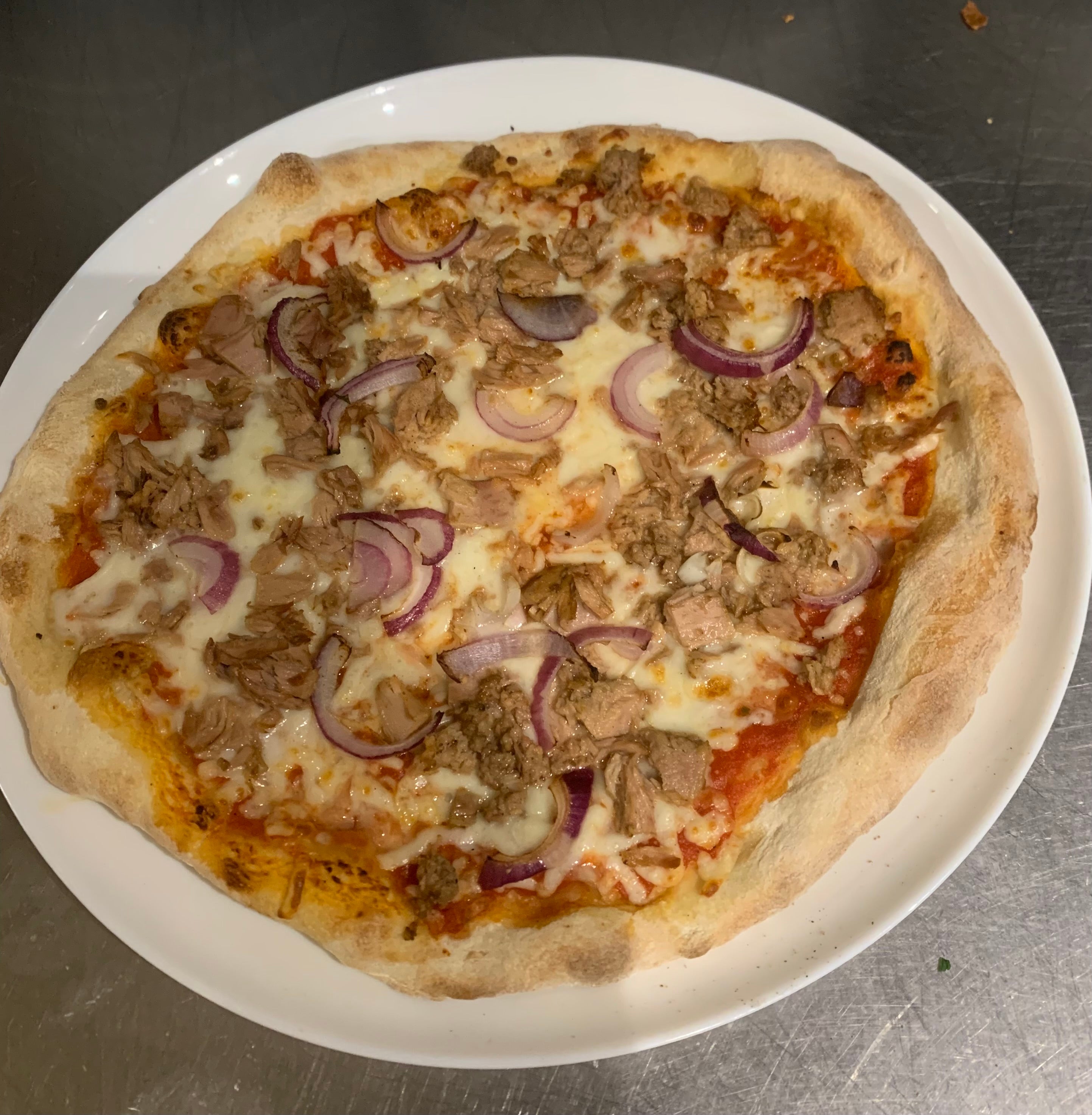 Pizza Tonno