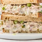 Tuna sandwich 