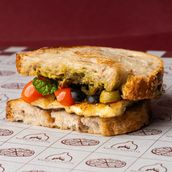 Halloumi Sandwich