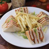 Special Chicken Club Sandwich