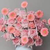 Emirati Womens Day - Vase Centerpiece 