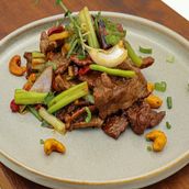 Pan Fried Sliced Beef With Dry Red Chili