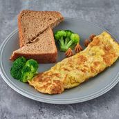 Omlete With Brown Toast