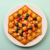 Miss Berry Bubble Waffle