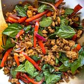 Chicken Hot Basil Leaves Curry