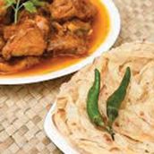 Poratta With Chicken Curry
