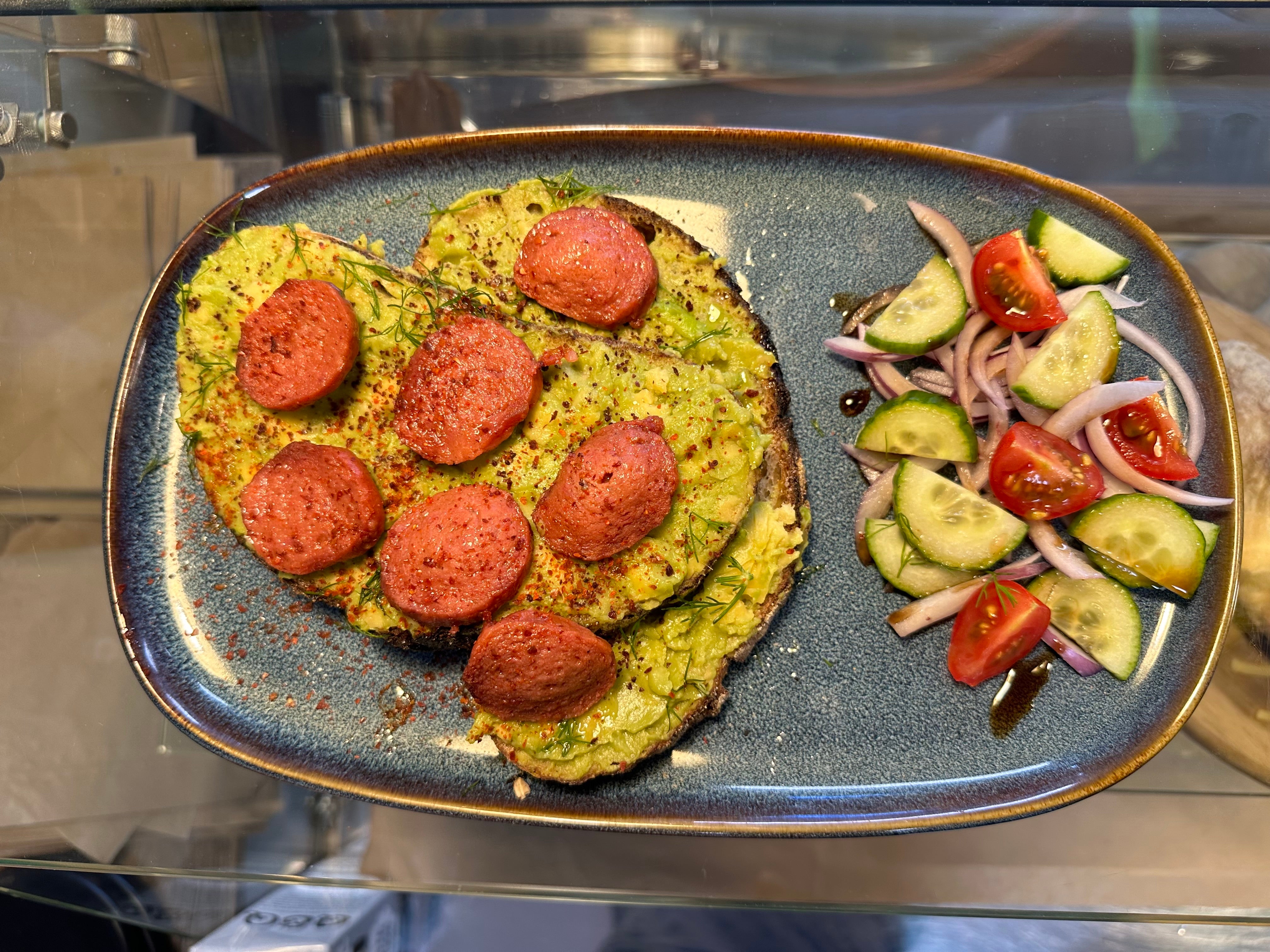 Sucuk & Avocado