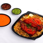 Tandoori Chicken Biryani And Butter Chicken Sauce