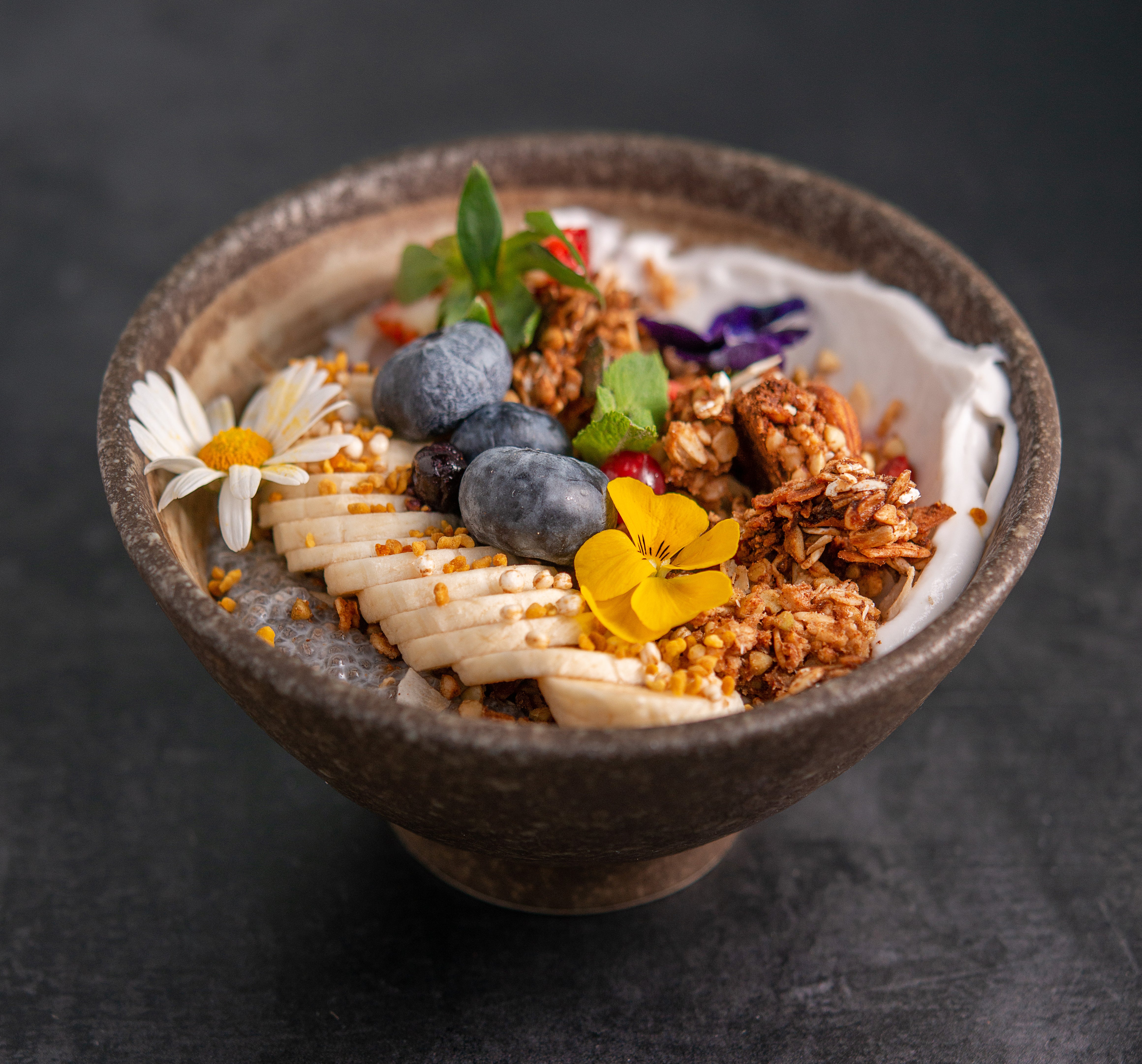 GREEK Yoghurt & granola bowl ( no-gluten)