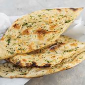 CHEESE GARLIC NAAN