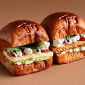Tru Buns Halloumi