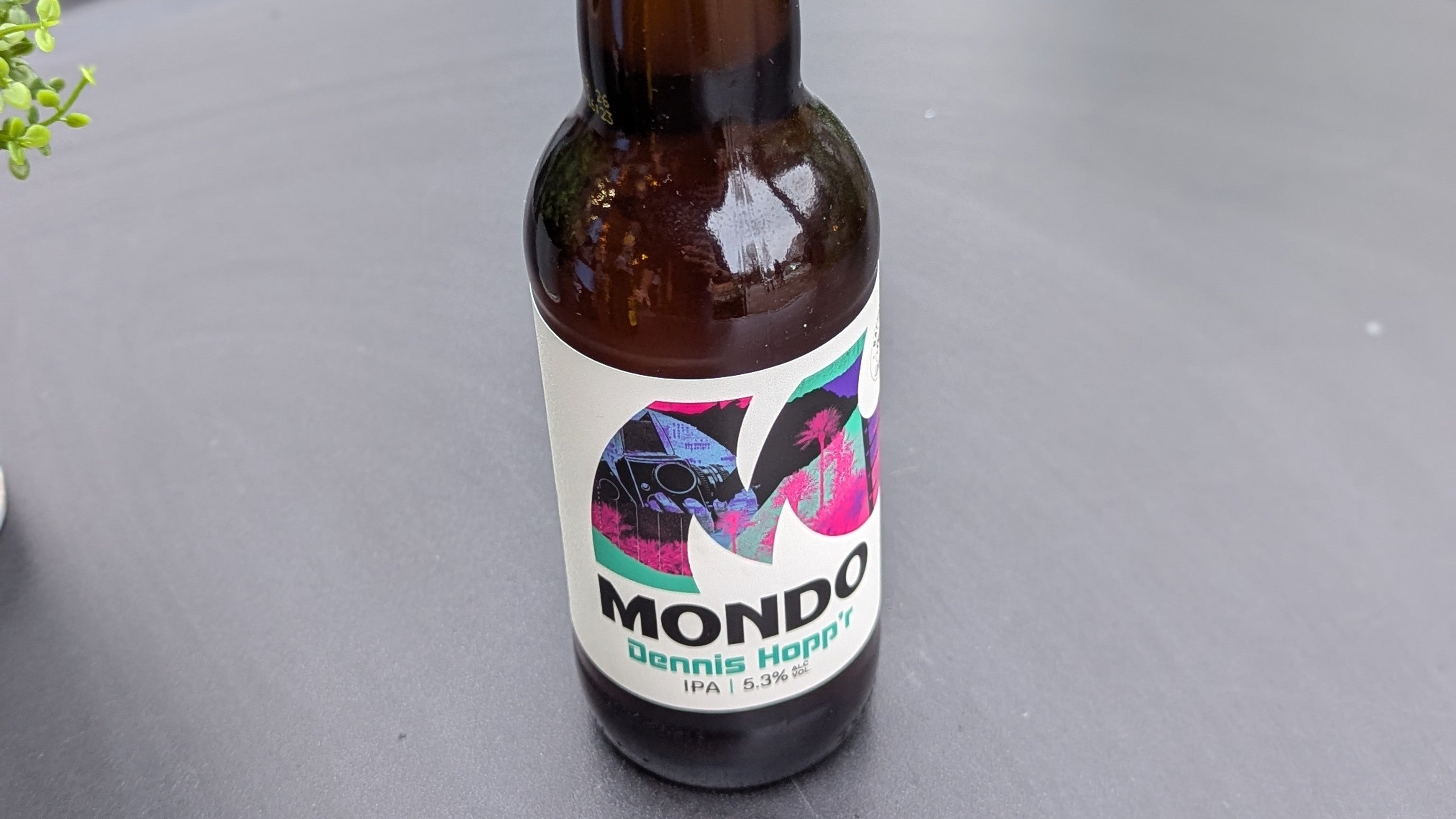 Mondo Brewing Dennis Hopper IPA
