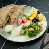 HEALTHY BREAKFAST