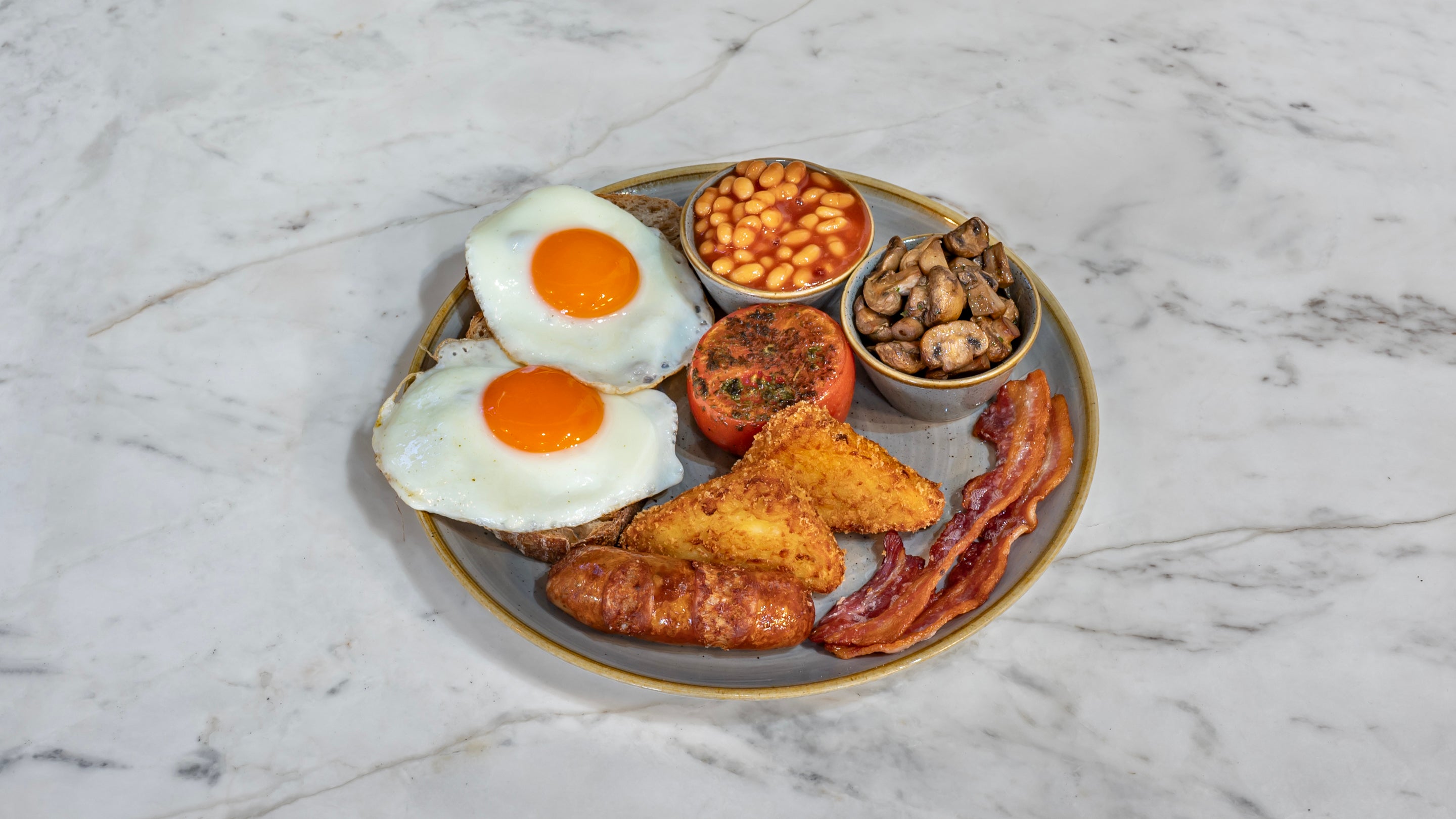 Full English Breakfast ��