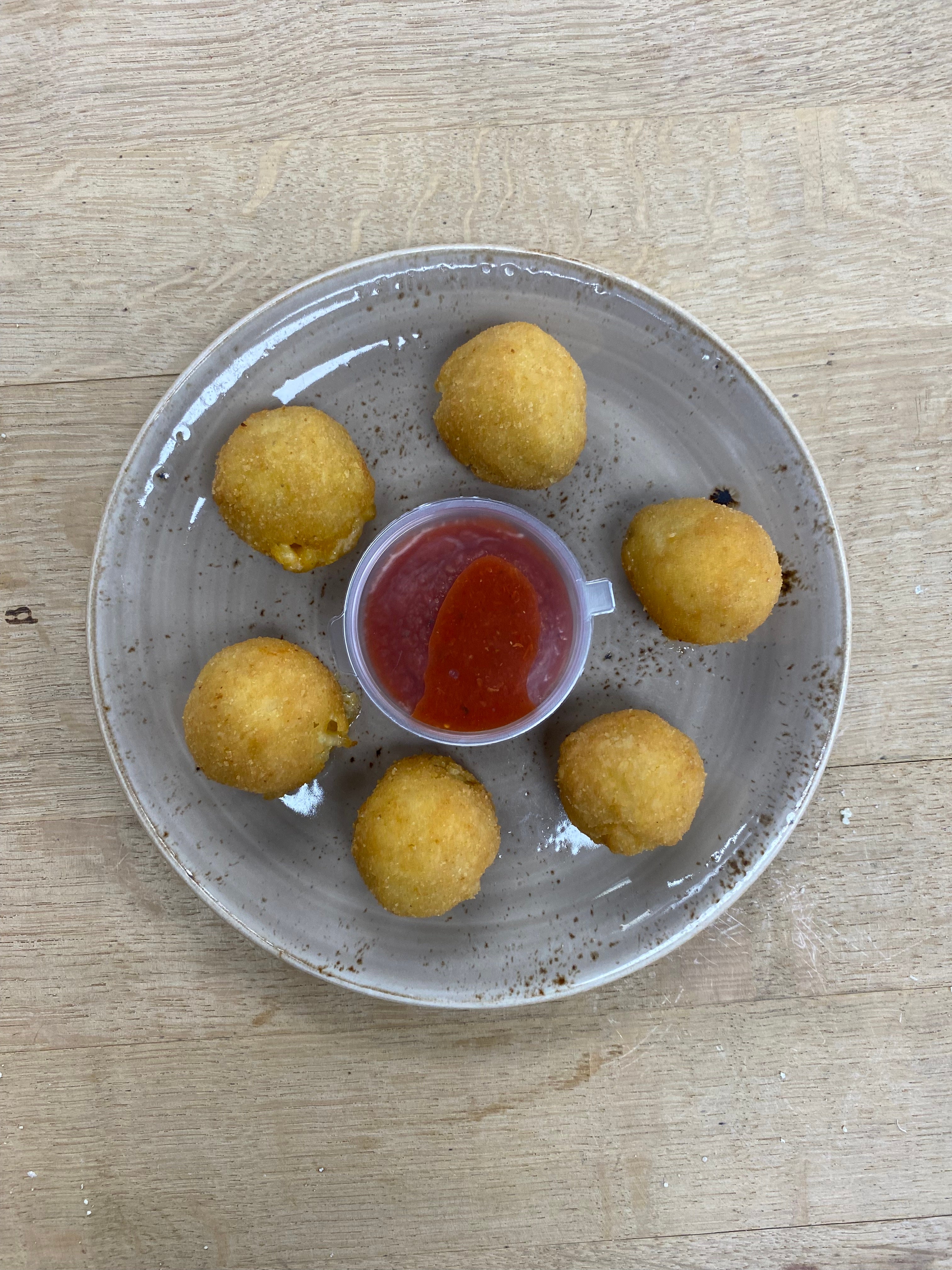 Mini Sicilian Arancini (Spinach & Ricotta)