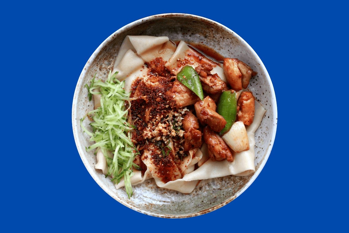 Signature Chicken Biang Biang Noodles 鸡肉油泼面��