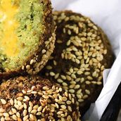 Falafel Stuffed with Cheese (3 pieces)