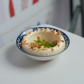 HUMMUS W PINE NUTS 