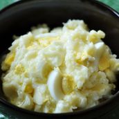  Plate Egg With Butter Mashed Potatoes