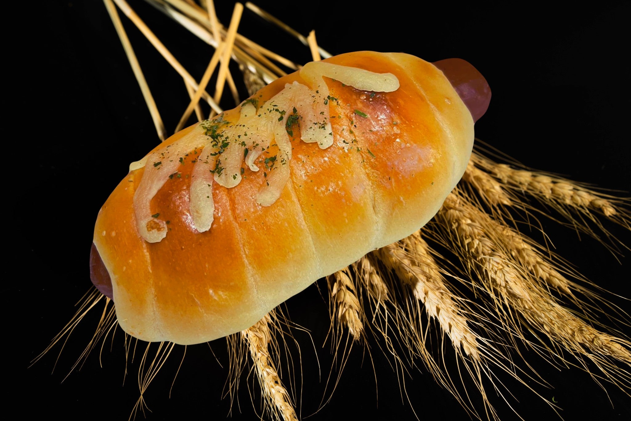 Sausage with Cheese Bun 香肠乳酪包