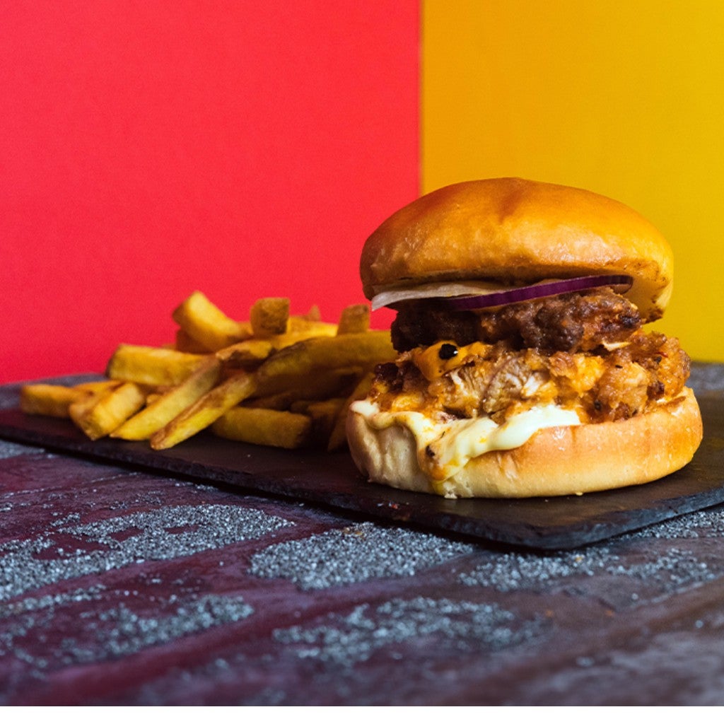 THE BUTTERMILK BURGER