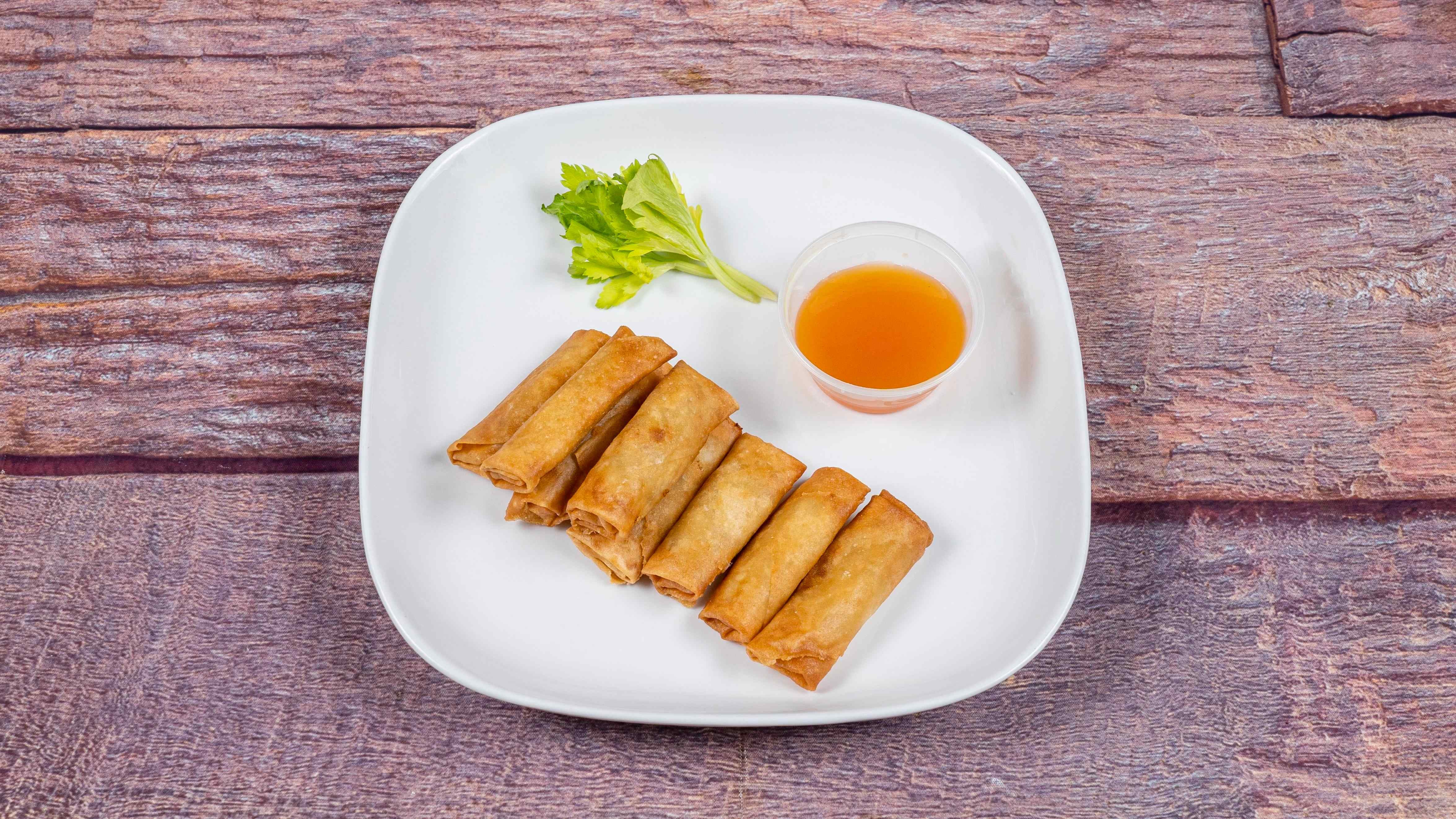 Mini Spring Rolls (8 Pieces)
