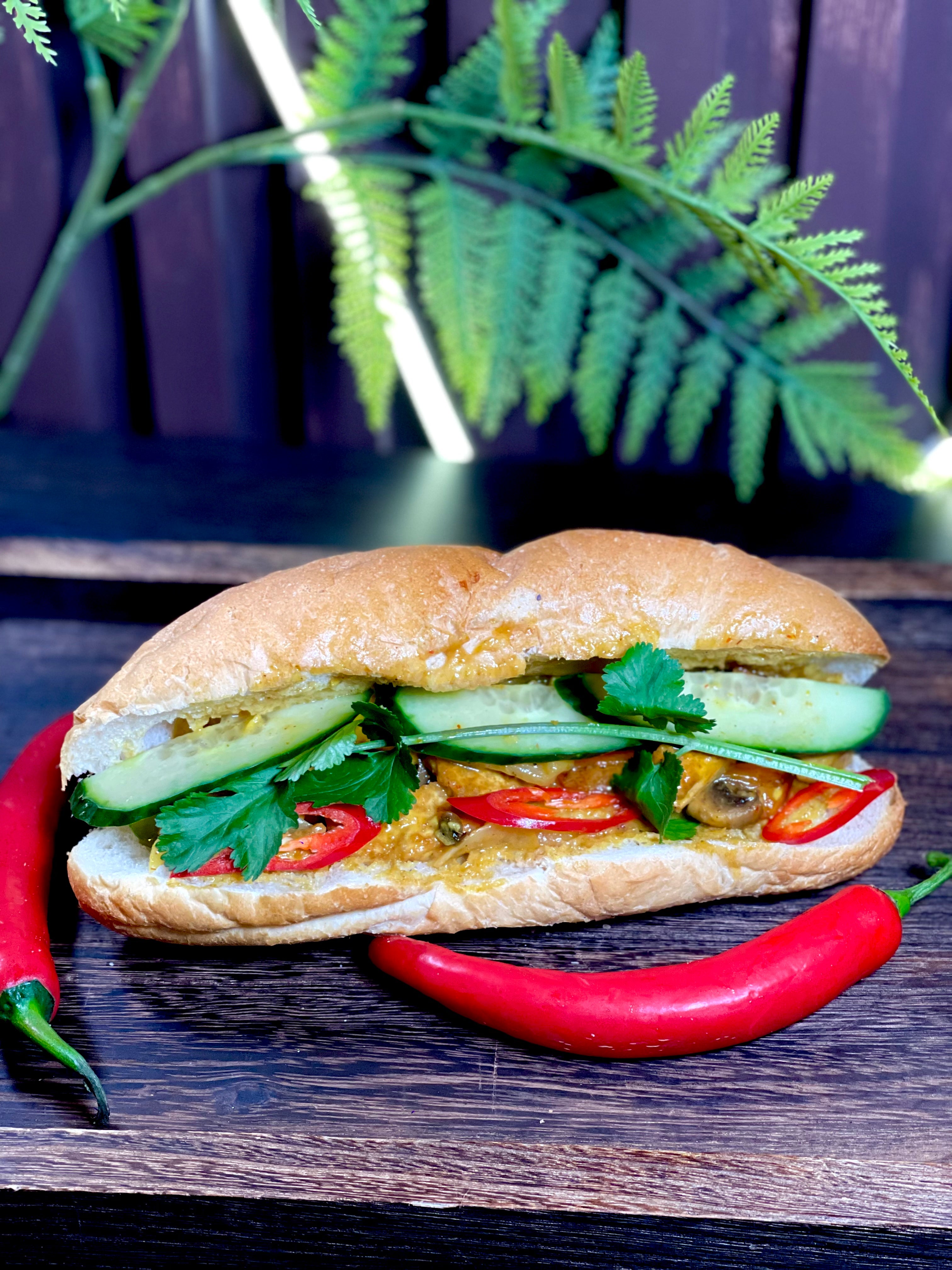 Tofu curry banh mi