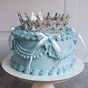 crown cake 4