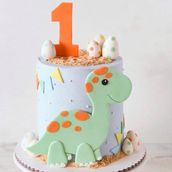 Dinosaur Baby Cake 
